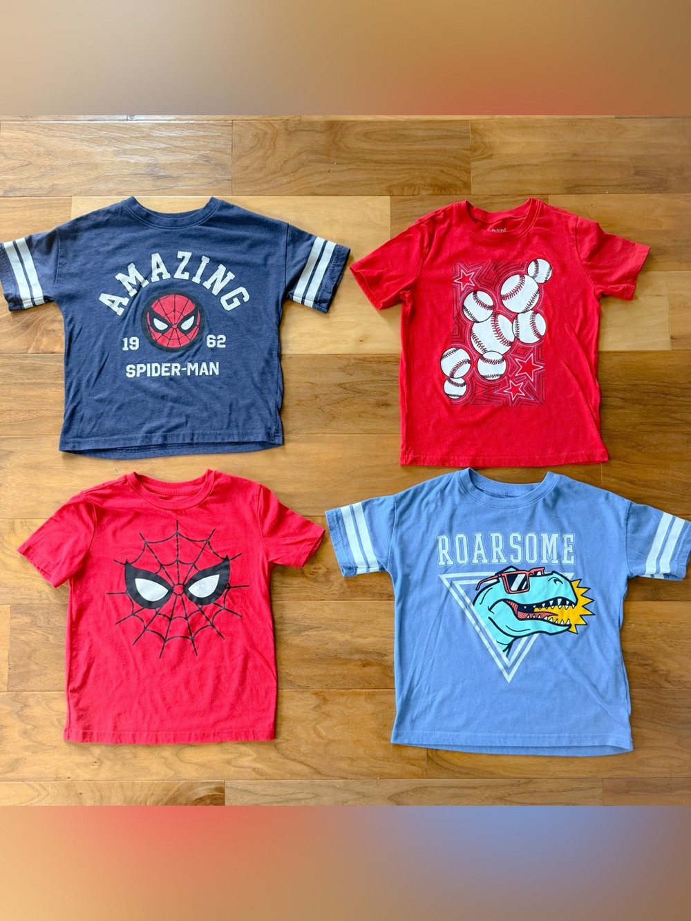4 Pairs of Boys Size 6 Short Sleeve Graphic T-Shirts, Great Condition!!